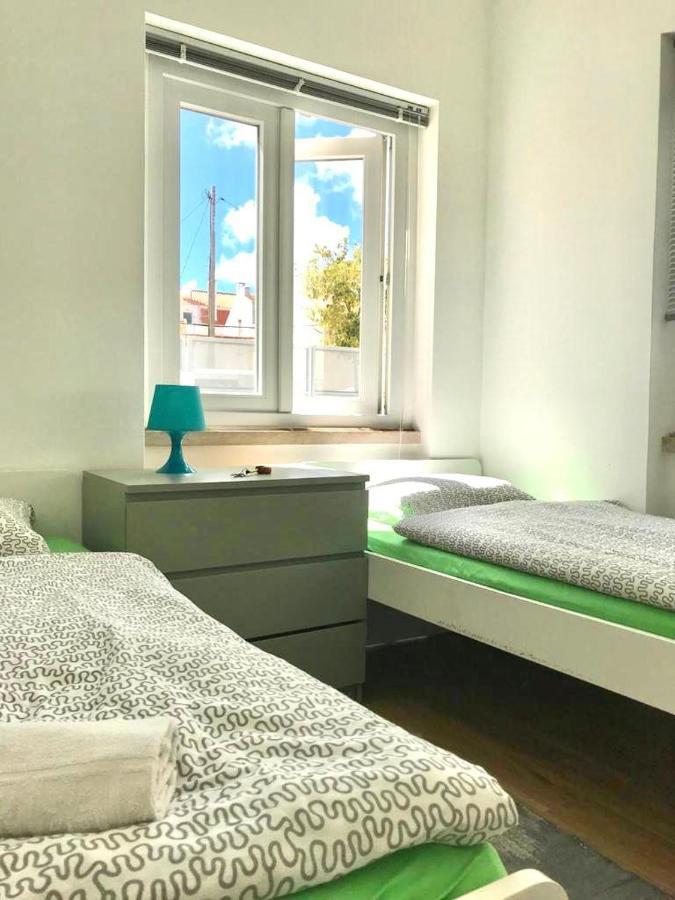 Getwet Surfcamp Bed & Breakfast กอสตา ดา กาปาริกา ภายนอก รูปภาพ