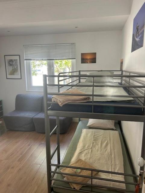Getwet Surfcamp Bed & Breakfast กอสตา ดา กาปาริกา ภายนอก รูปภาพ