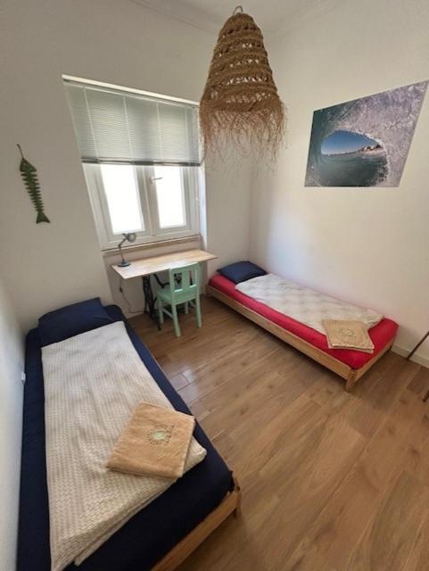 Getwet Surfcamp Bed & Breakfast กอสตา ดา กาปาริกา ภายนอก รูปภาพ